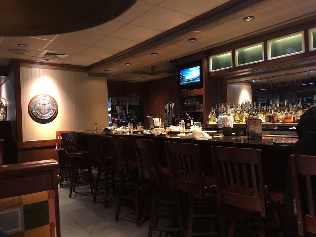 Red Lobster | restaurant | 951 E Lewis and Clark Pkwy Suite 3004, Clarksville, IN 47129, USA | 8122850444 OR +1 812-285-0444