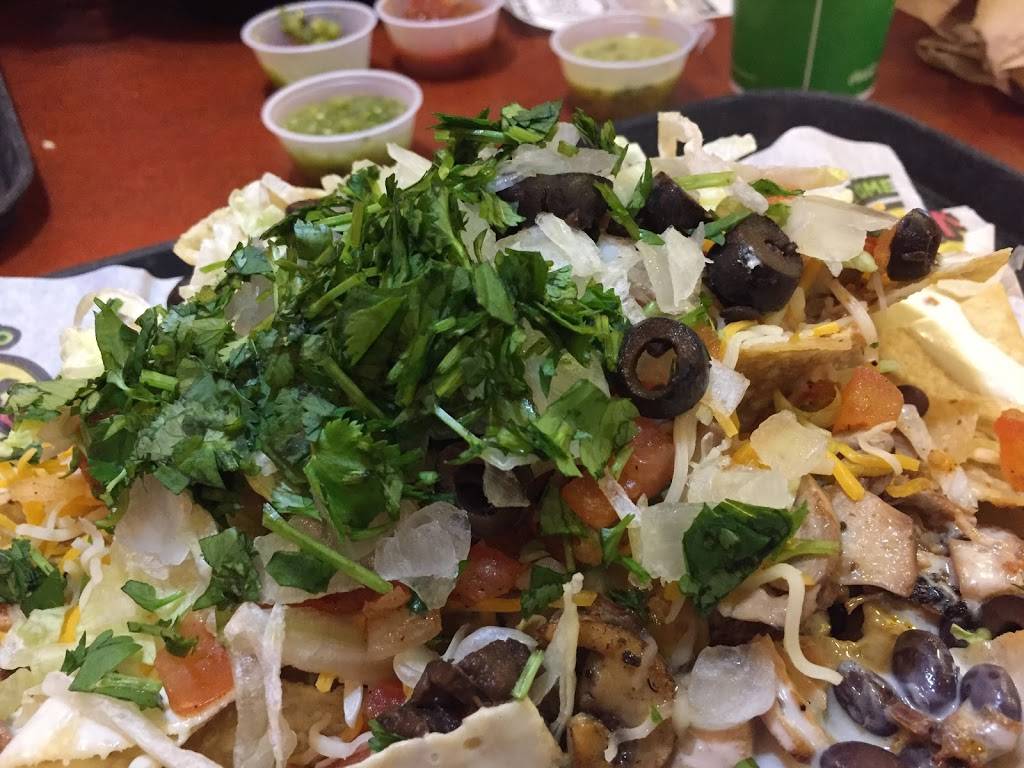 Moes Southwest Grill | restaurant | 12551 Jefferson Ave, Newport News, VA 23602, USA | 7579896637 OR +1 757-989-6637