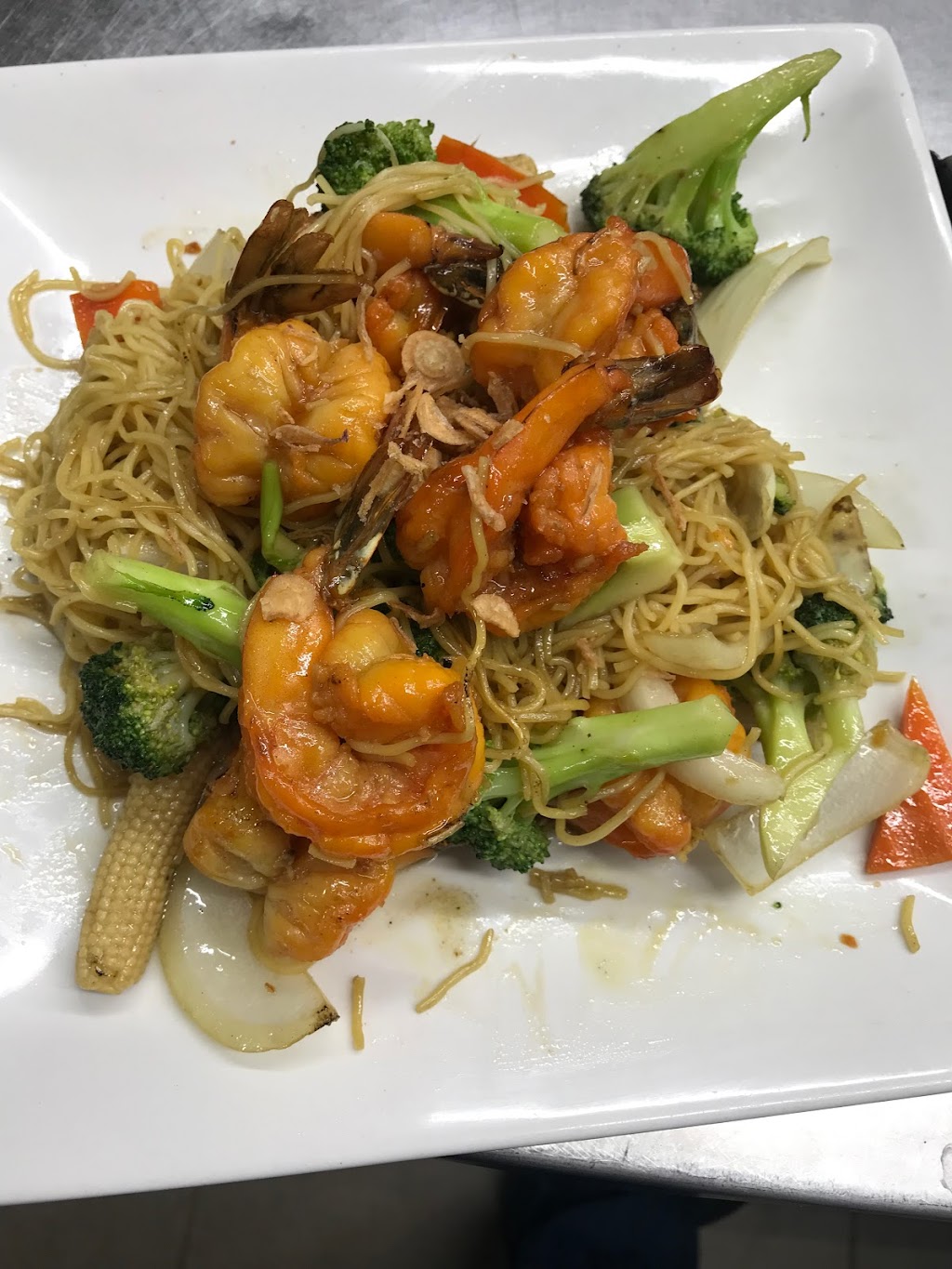 Pho Vin | restaurant | 3100 S Sheridan Blvd Unit H, Denver, CO 80227, USA | 3039348802 OR +1 303-934-8802