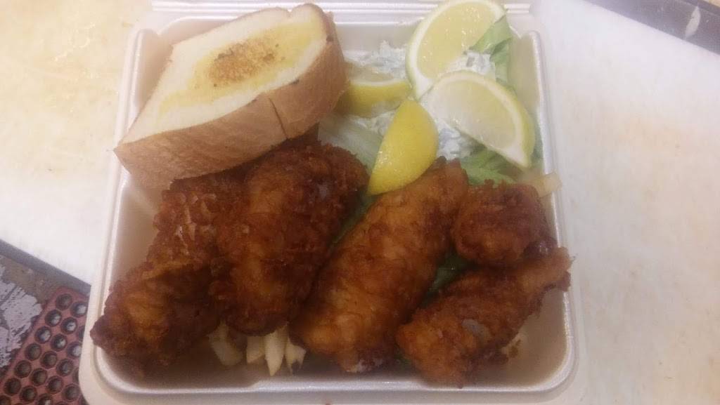 Universal Coney Island | restaurant | 15951 Grand River Ave, Detroit, MI 48227, USA | 3132726820 OR +1 313-272-6820