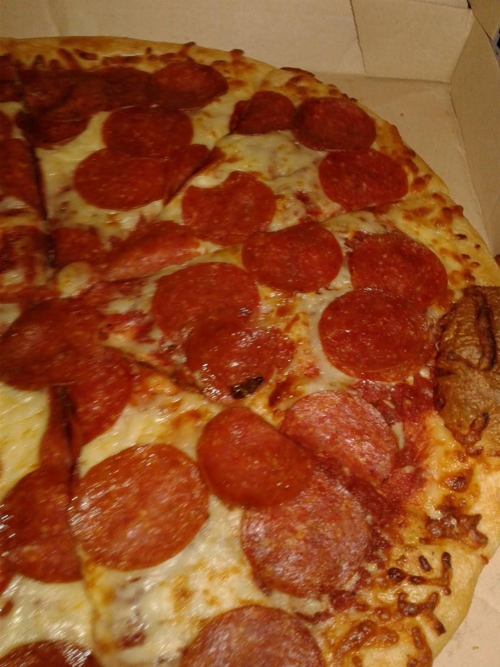 Little Caesars Pizza | meal takeaway | 7562 Governor Ritchie Hwy, Glen Burnie, MD 21061, USA | 4105536126 OR +1 410-553-6126