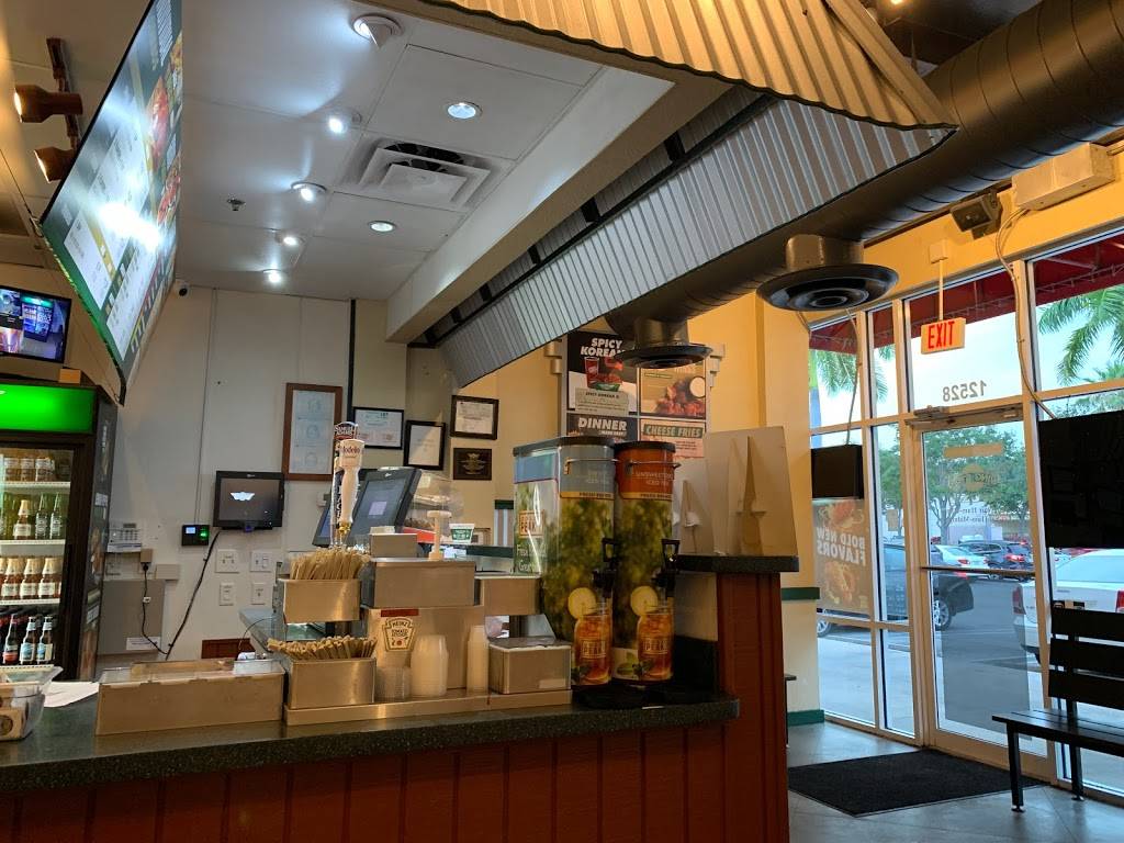 Wingstop | restaurant | 12528 SW 120th St, Miami, FL 33186, USA | 3052332000 OR +1 305-233-2000