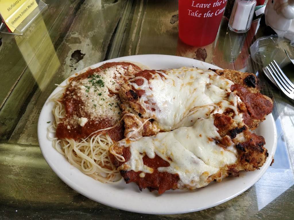 Gendusas Italian Market | restaurant | 405 Williams Blvd, Kenner, LA 70062, USA | 5043055305 OR +1 504-305-5305