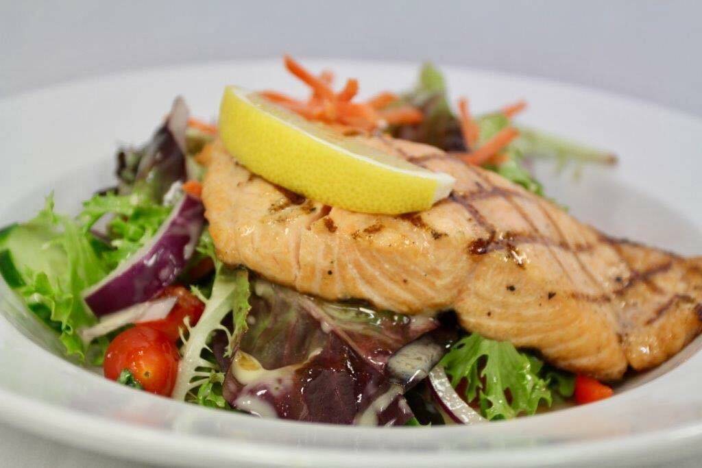 The Grill at Lora Bay Golf Club | restaurant | 109 E Ridge Dr, Thornbury, ON N0H 2P0, Canada | 5195997500405 OR +1 519-599-7500 ext. 405