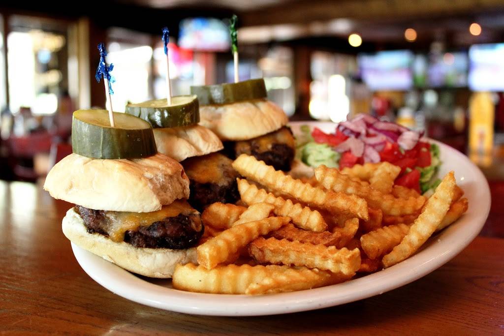 Jax 5th Ave Deli & Ale House | restaurant | 951 Greenwood Blvd, Lake Mary, FL 32746, USA | 4073233354 OR +1 407-323-3354