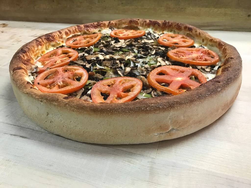 The Chicago Pizzeria | restaurant | 203 N McDowell Blvd, Petaluma, CA 94954, USA | 7077668600 OR +1 707-766-8600