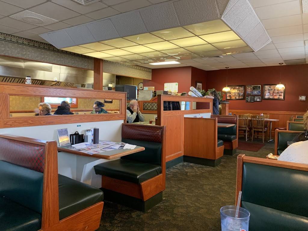 Doms Broad St Eatery | restaurant | 330 Broad St, Windsor, CT 06095, USA | 8602989758 OR +1 860-298-9758