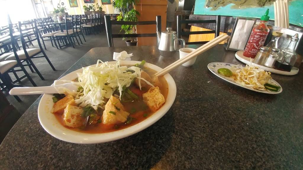 Pho 95 | restaurant | 9780 Walnut St Ste 120, Dallas, TX 75243, USA | 9726446995 OR +1 972-644-6995