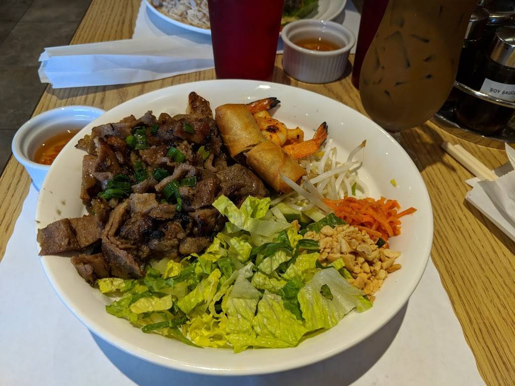 Pho Tam | restaurant | 25004 Blue Ravine Rd, Folsom, CA 95630, USA | 9165427913 OR +1 916-542-7913