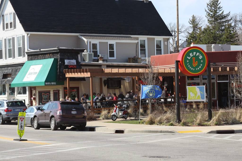 Leffs Lucky Town | restaurant | 7208 W State St, Wauwatosa, WI 53213, USA | 4142589886 OR +1 414-258-9886