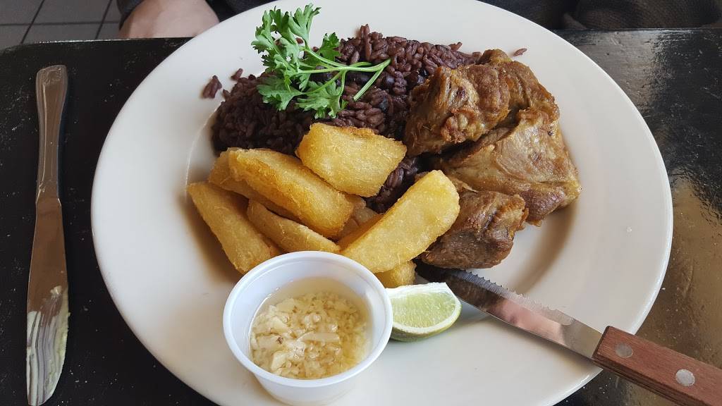 Cafe Piquet | restaurant | 5757 Bissonnet St, Bellaire, TX 77401, USA | 7136641031 OR +1 713-664-1031