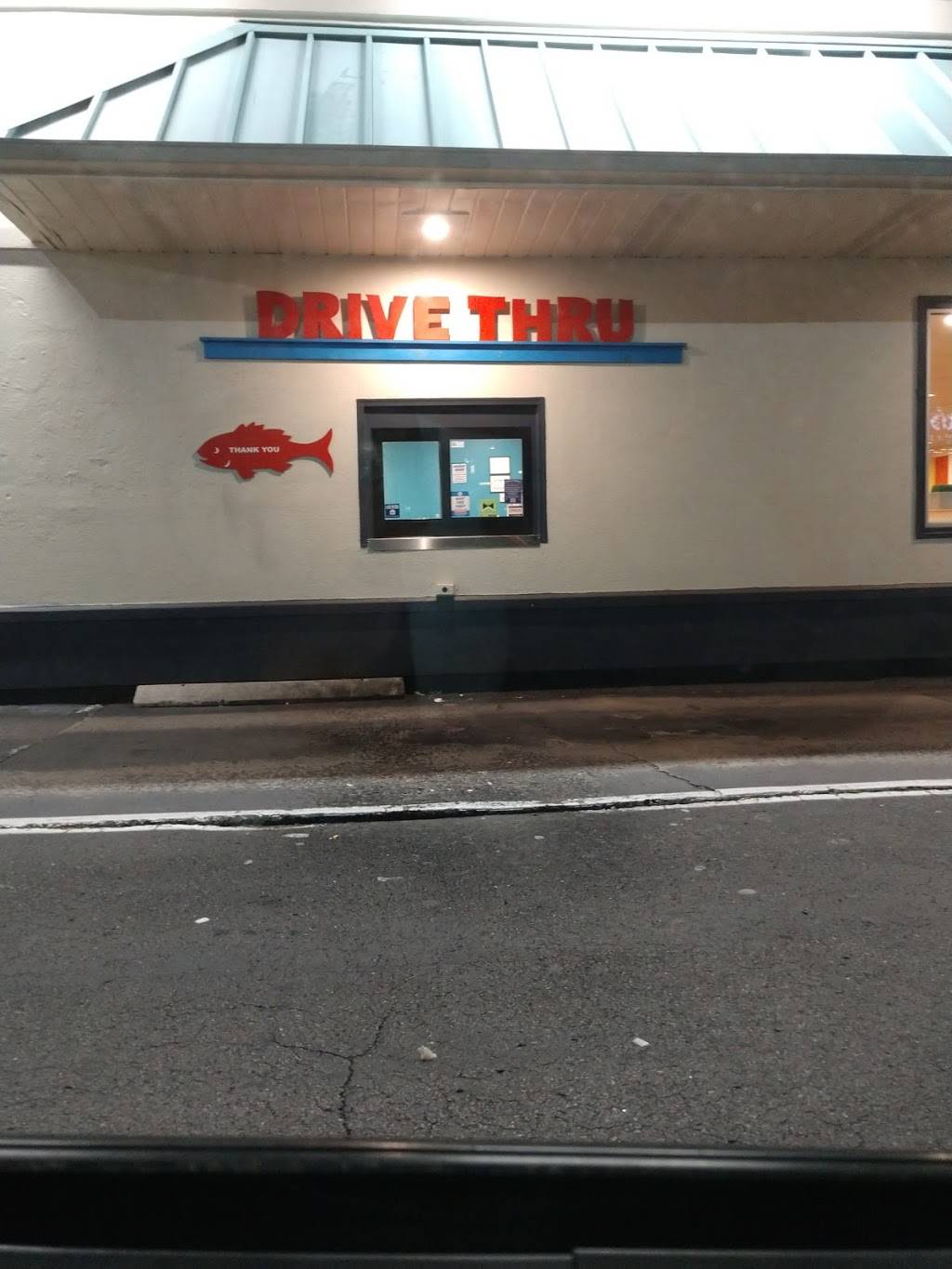 Captain Ds | restaurant | 2008 Gunbarrel Rd, Chattanooga, TN 37421, USA | 4238555178 OR +1 423-855-5178