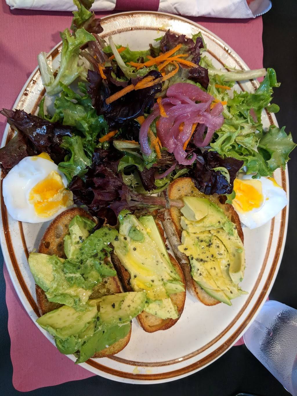 Bayou BBQ & Grill | restaurant | 221 Shaw St, New London, CT 06320, USA | 8603267947 OR +1 860-326-7947