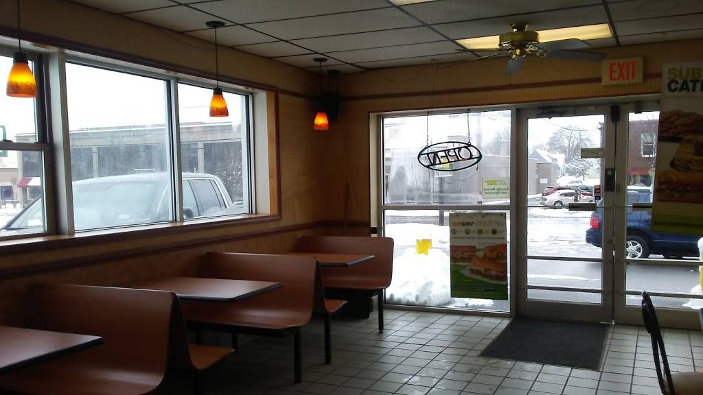 Subway | restaurant | 2500 James St, Syracuse, NY 13206, USA | 3154632222 OR +1 315-463-2222