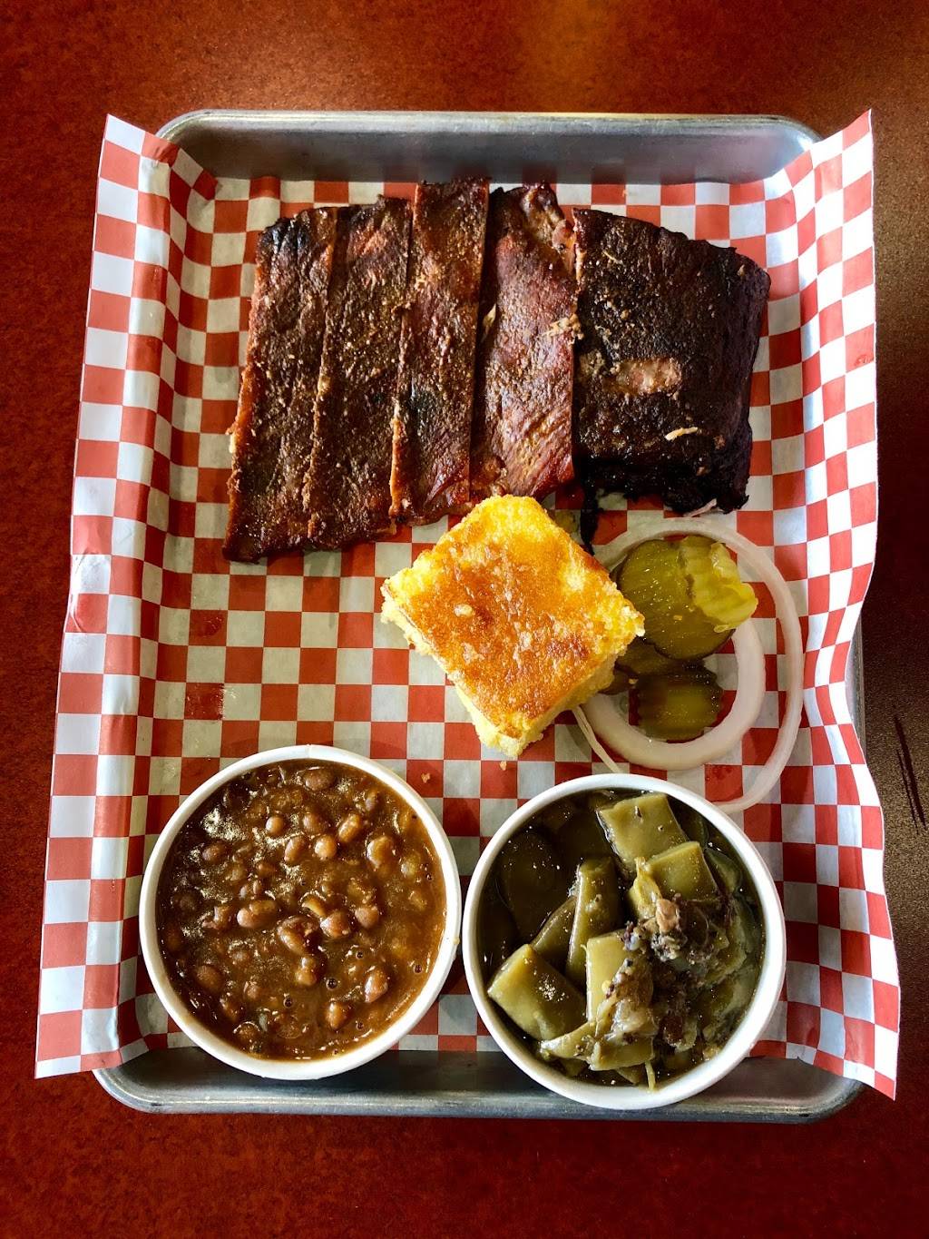 Dickeys Barbecue Pit | restaurant | 7769 Day Dr, Parma, OH 44129, USA | 4408823808 OR +1 440-882-3808