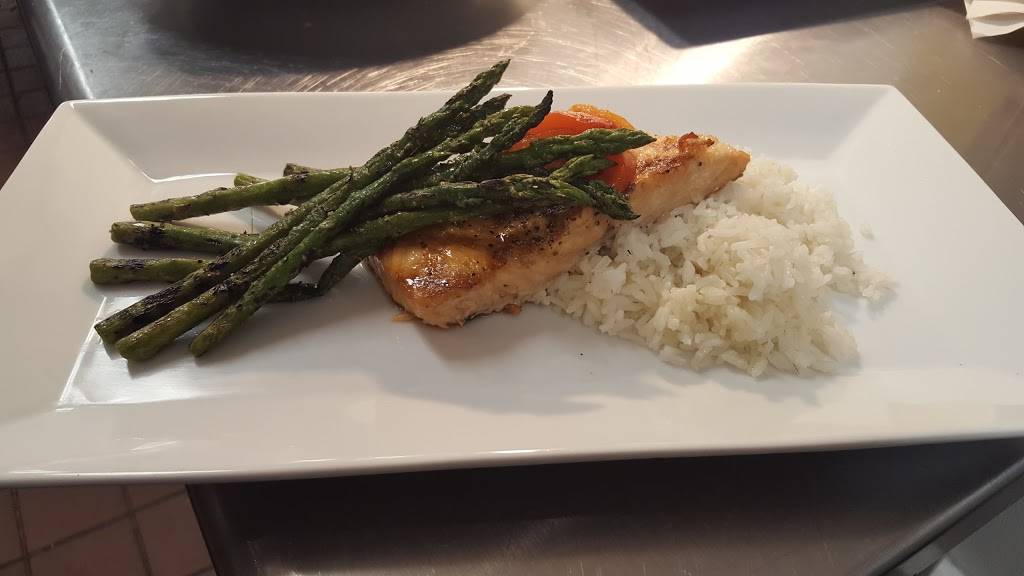 Monarch Brewing Company | restaurant | 212 S Independence St, Monticello, IL 61856, USA | 2176311141 OR +1 217-631-1141