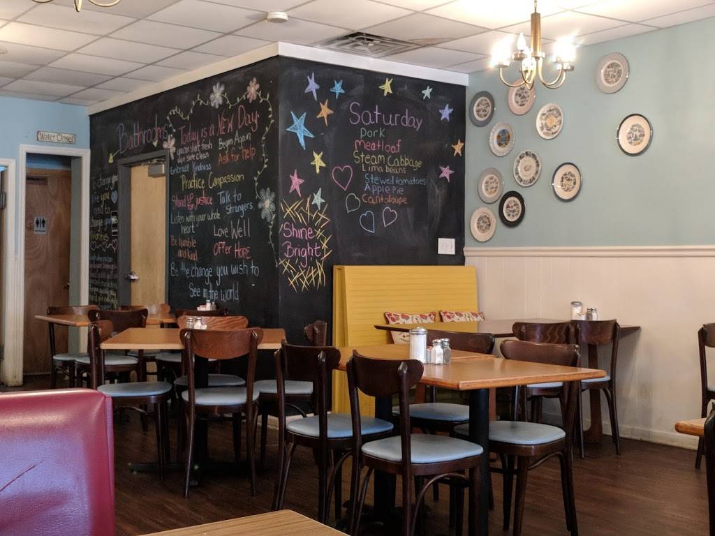 Evas On Main | restaurant | 129 S Main St, Summerville, SC 29483, USA | 8438735081 OR +1 843-873-5081