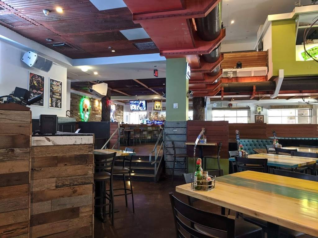 Salt | restaurant | 6751 N Sunset Blvd, Glendale, AZ 85305, USA | 6237727282 OR +1 623-772-7282