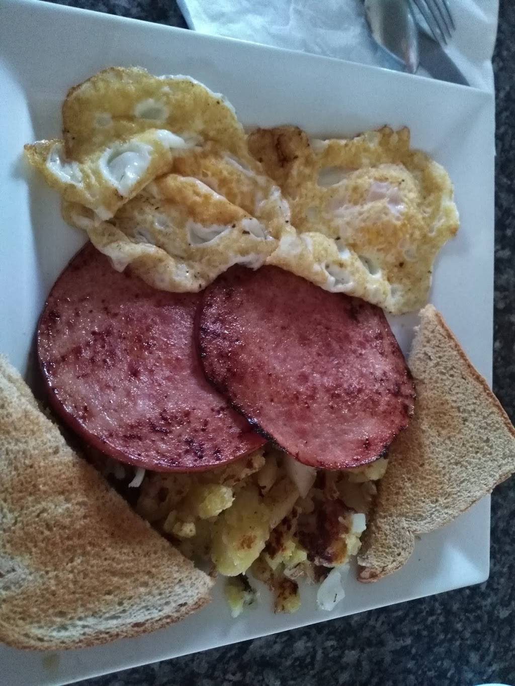 Northland Motel & Restaurant | restaurant | 9603 ON-11, Washago, ON L0K 2B0, Canada | 7056895012 OR +1 705-689-5012