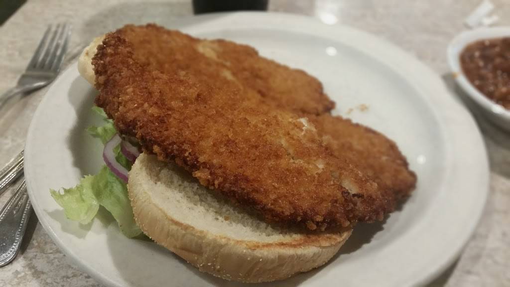 Midtown Family Restaurant | restaurant | 200 Scott Ct, Iowa City, IA 52245, USA | 3193519303 OR +1 319-351-9303