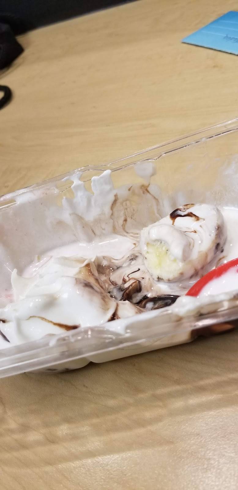 Dairy Queen Grill & Chill | restaurant | 715 Portage Trail, Cuyahoga Falls, OH 44221, USA | 3309280246 OR +1 330-928-0246