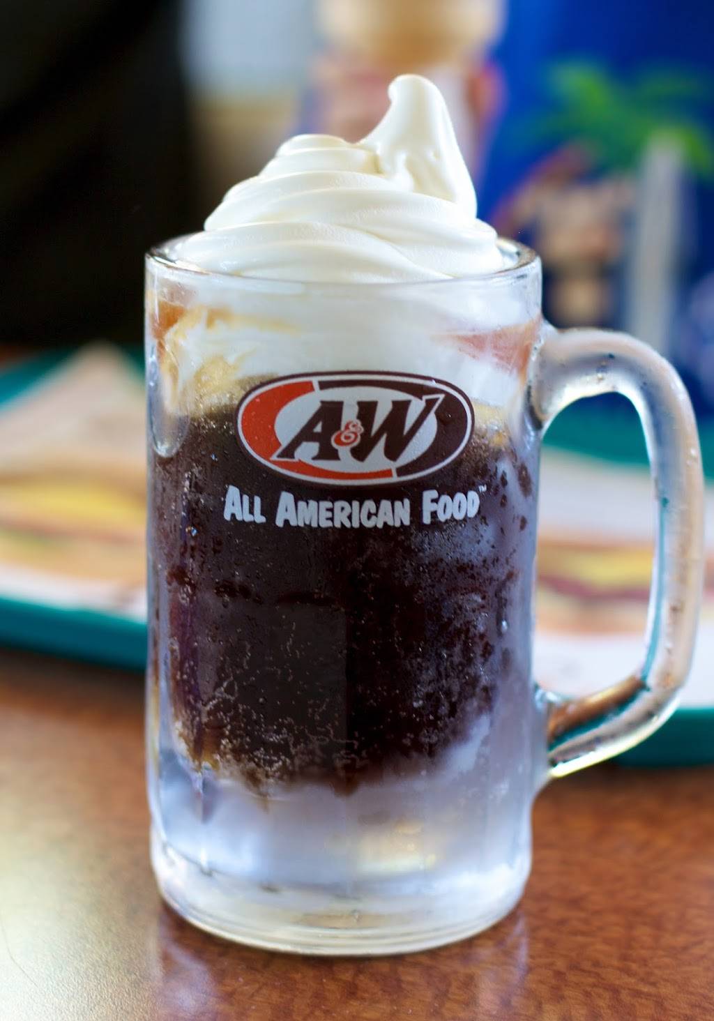 A&W All-American Food | restaurant | 1404 G St, Modesto, CA 95354, USA | 2095227700 OR +1 209-522-7700