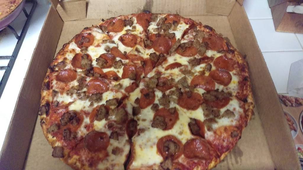 D6 Pizza | restaurant | 15555 Main St ste d6, Hesperia, CA 92345, USA | 7609488877 OR +1 760-948-8877