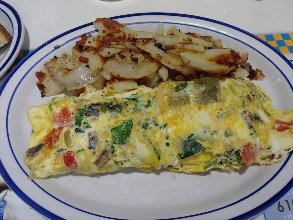 Tigers Family Restaurant | restaurant | 1031 N Broad St, Lansdale, PA 19446, USA | 2153685415 OR +1 215-368-5415