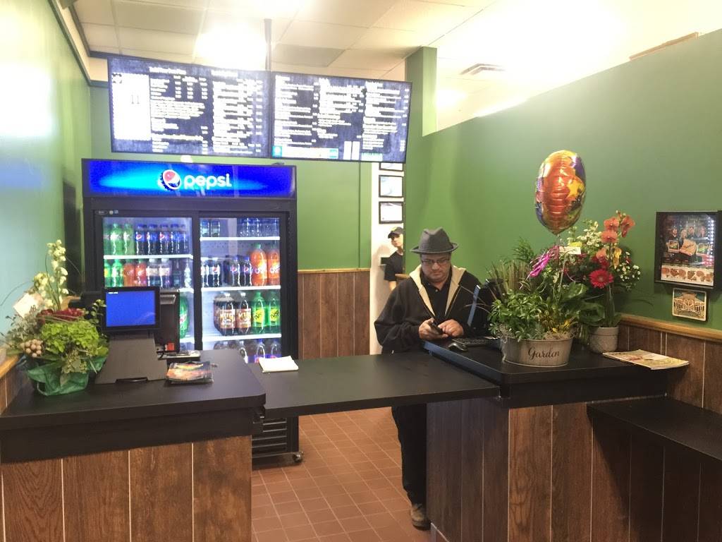 Cloverleaf Pizza | restaurant | 54786 Dequindre Rd, Shelby Charter Twp, MI 48316, USA | 2487912100 OR +1 248-791-2100