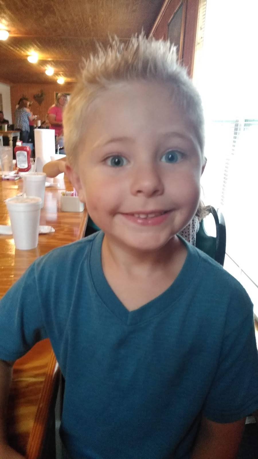 Barbara Deans Steakhouse | restaurant | 7460 Hatch Pkwy S, Baxley, GA 31513, USA | 9123660300 OR +1 912-366-0300