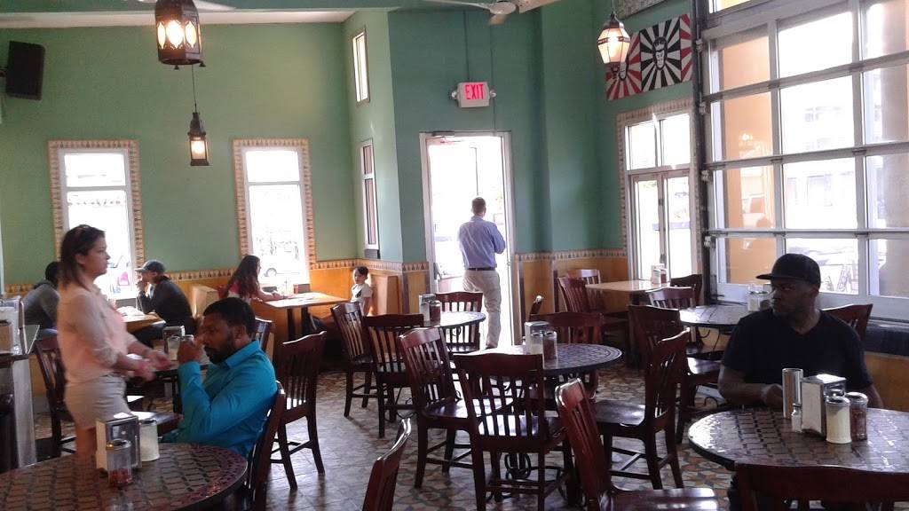 Fellinis Pizza | restaurant | 909 Ponce De Leon Ave NE, Atlanta, GA 30306, USA | 4048733088 OR +1 404-873-3088