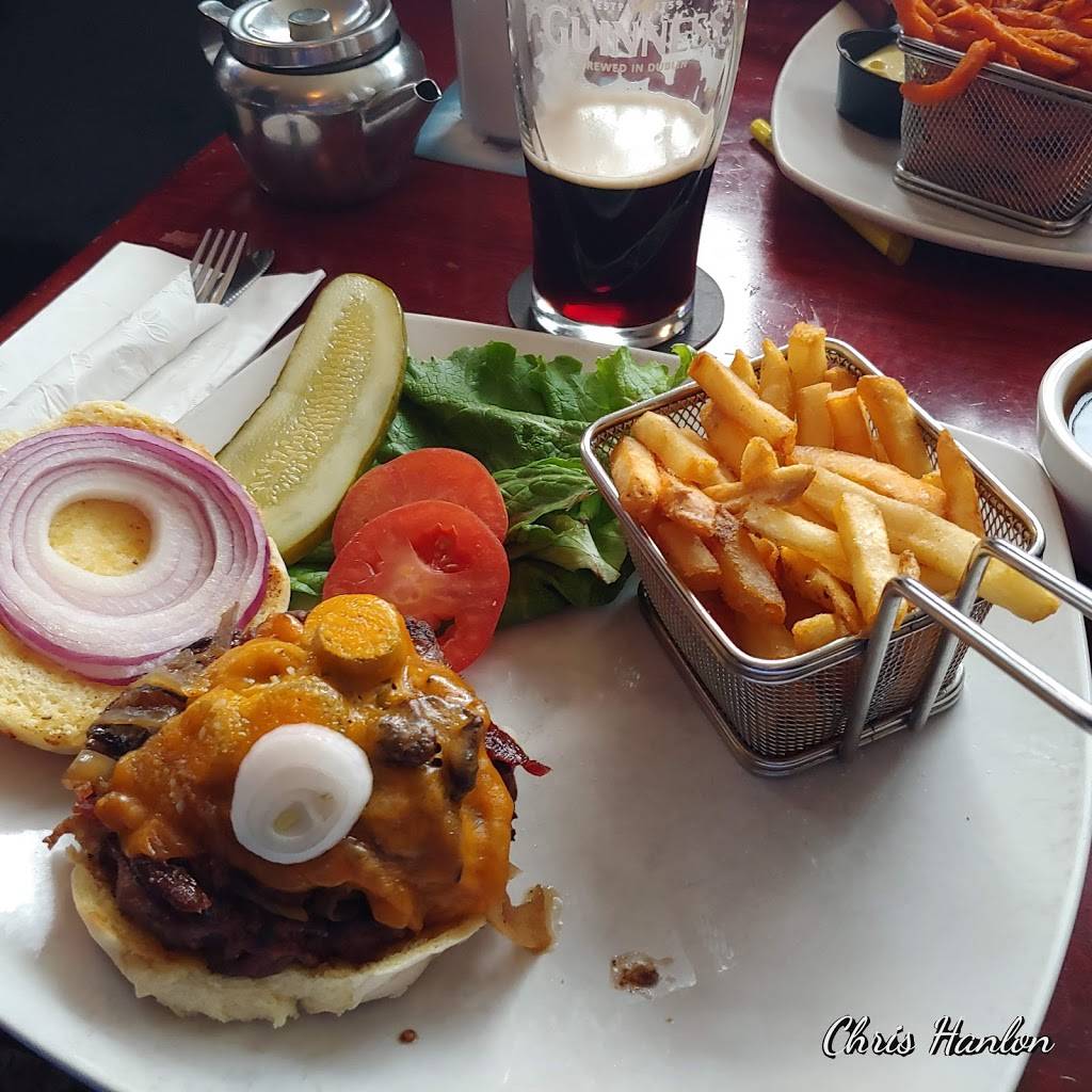 The Feathery Pub | restaurant | 420 Vansickle Rd, St. Catharines, ON L2R 6P9, Canada | 9056873553 OR +1 905-687-3553