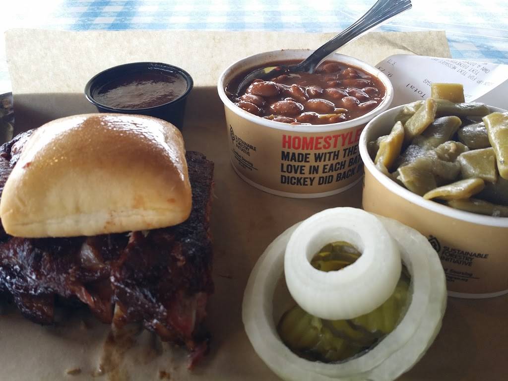 Dickeys Barbecue Pit | restaurant | 3710 S Carrier Pkwy, Grand Prairie, TX 75052, USA | 9723189659 OR +1 972-318-9659