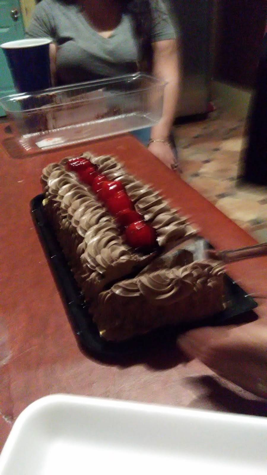 Reynas Cafe | restaurant | 227 Aransas Ave, San Antonio, TX 78210, USA | 2104441028 OR +1 210-444-1028