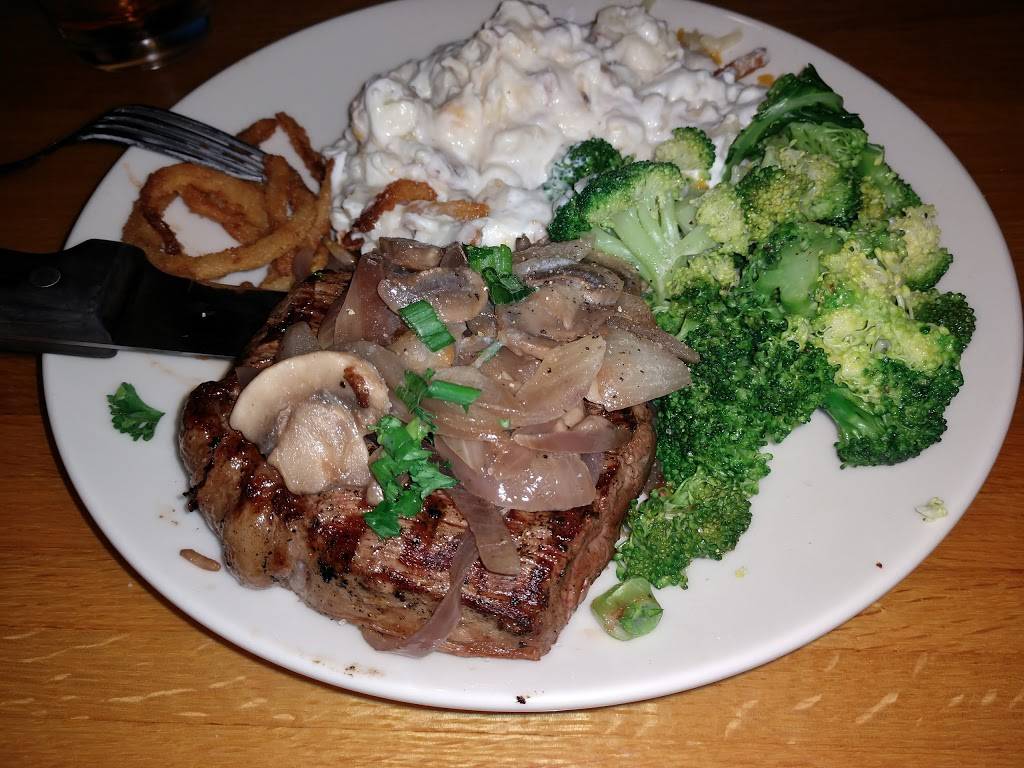 Applebees Grill + Bar | restaurant | 3001 W Eau Gallie Blvd, Melbourne, FL 32934, USA | 3212428488 OR +1 321-242-8488