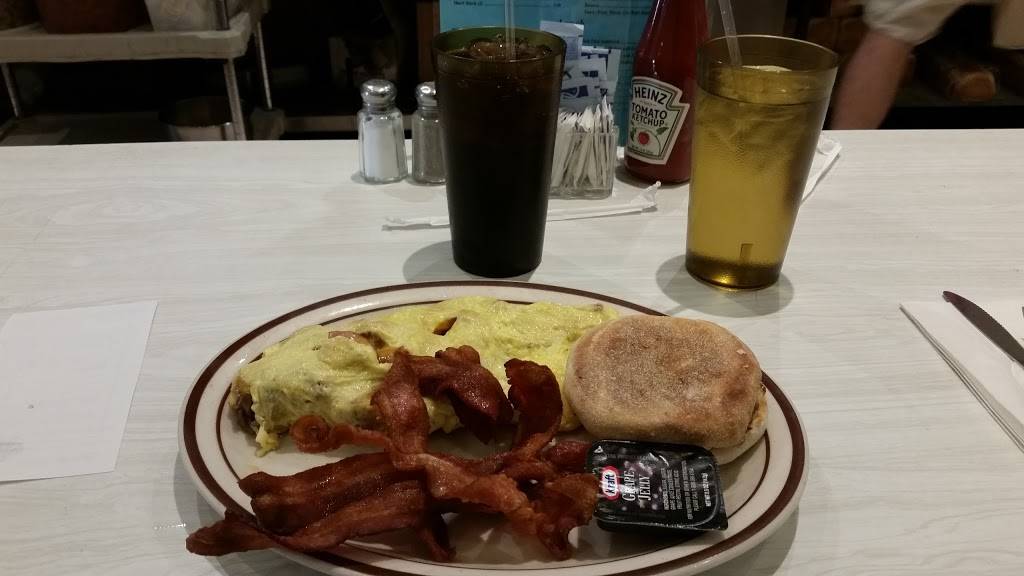 Sneddons Luncheonette | restaurant | 47 Bridge St, Lambertville, NJ 08530, USA | 6093973053 OR +1 609-397-3053