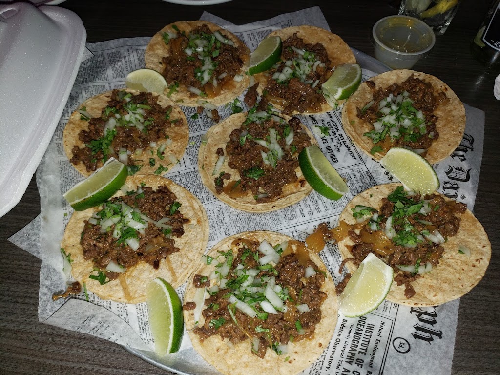 Chasers Sports Bar & Grill | restaurant | 4255 Old River Rd, Schiller Park, IL 60176, USA | 8479162474 OR +1 847-916-2474