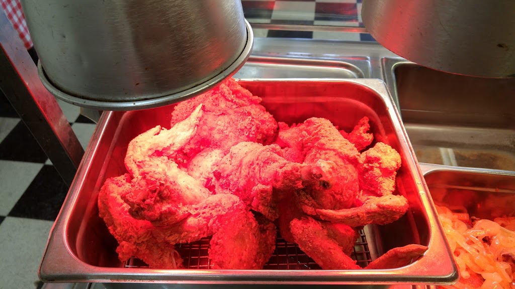 Hardemans Bar B Que Masters Dr. | restaurant | 1346 N Masters Dr, Dallas, TX 75217, USA | 9728036868 OR +1 972-803-6868