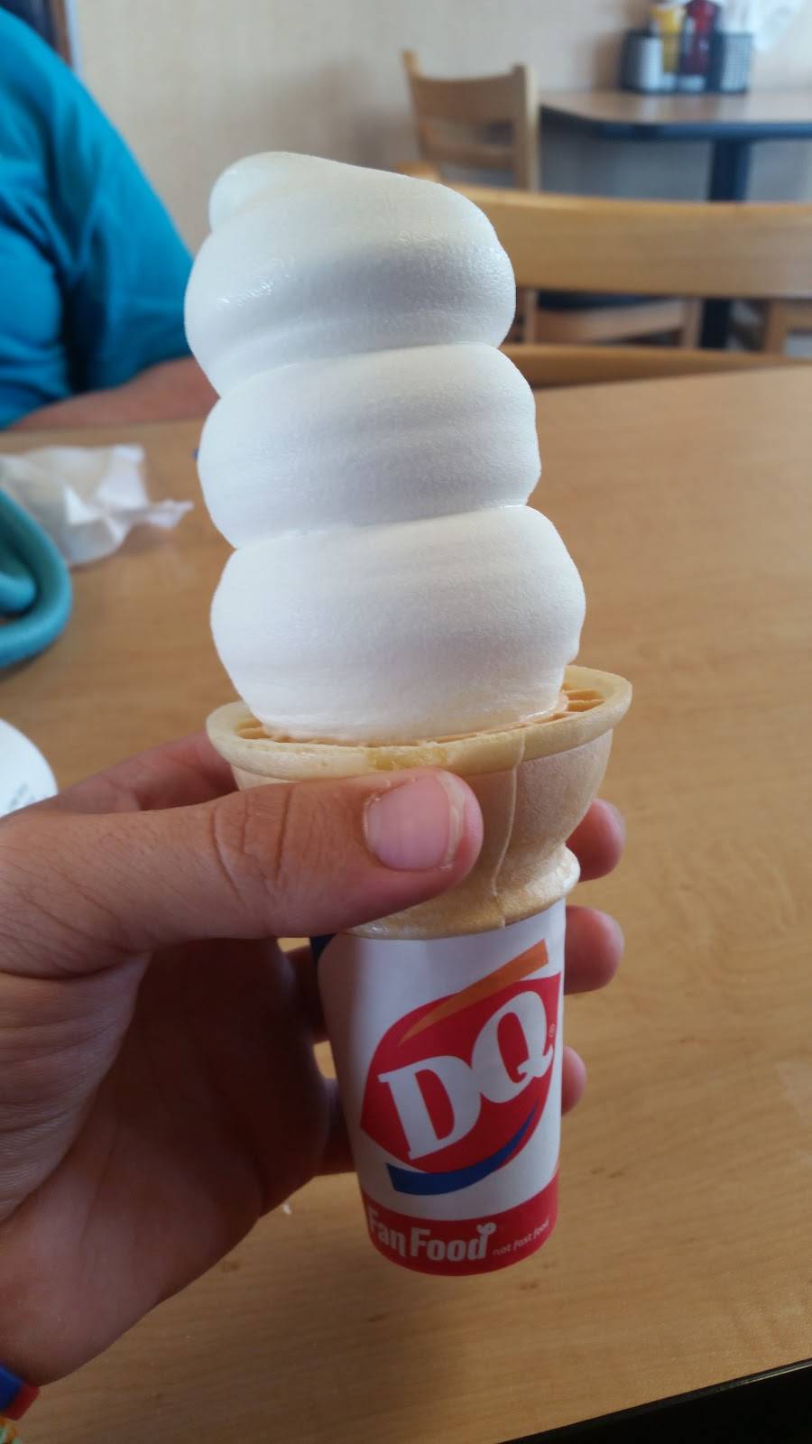 Dairy Queen Grill & Chill | restaurant | 760 W O St, Lincoln, NE 68528, USA | 4024753406 OR +1 402-475-3406