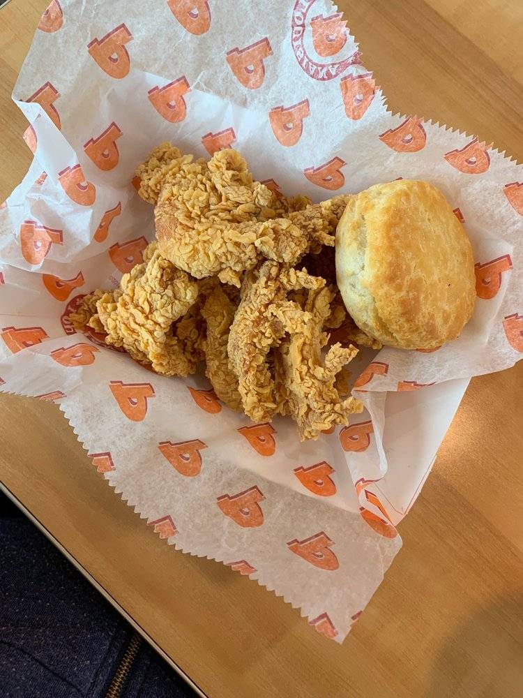 Popeyes Louisiana Kitchen | restaurant | 1030 W University Ave, Georgetown, TX 78626, USA | 5126885024 OR +1 512-688-5024