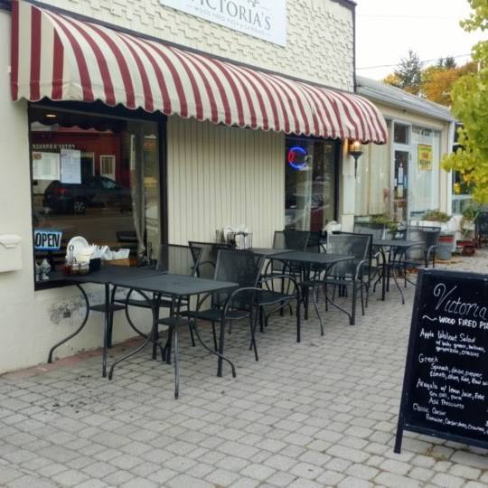 Victorias Wood Fired Pizza & Catering | meal takeaway | 12 P T Barnum Square, Bethel, CT 06801, USA | 2039173851 OR +1 203-917-3851