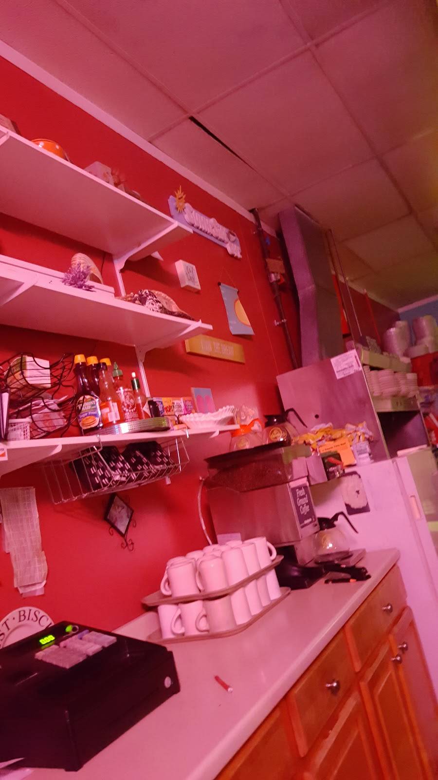 Sunny Side Cafe | restaurant | 2 Jefferson Rd, Wilmington, MA 01887, USA | 9786586779 OR +1 978-658-6779