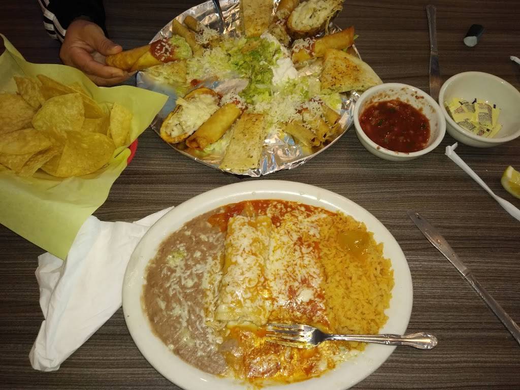 Cancun Mexican & Seafood | restaurant | 15550 Main St, Hesperia, CA 92345, USA | 7609567720 OR +1 760-956-7720