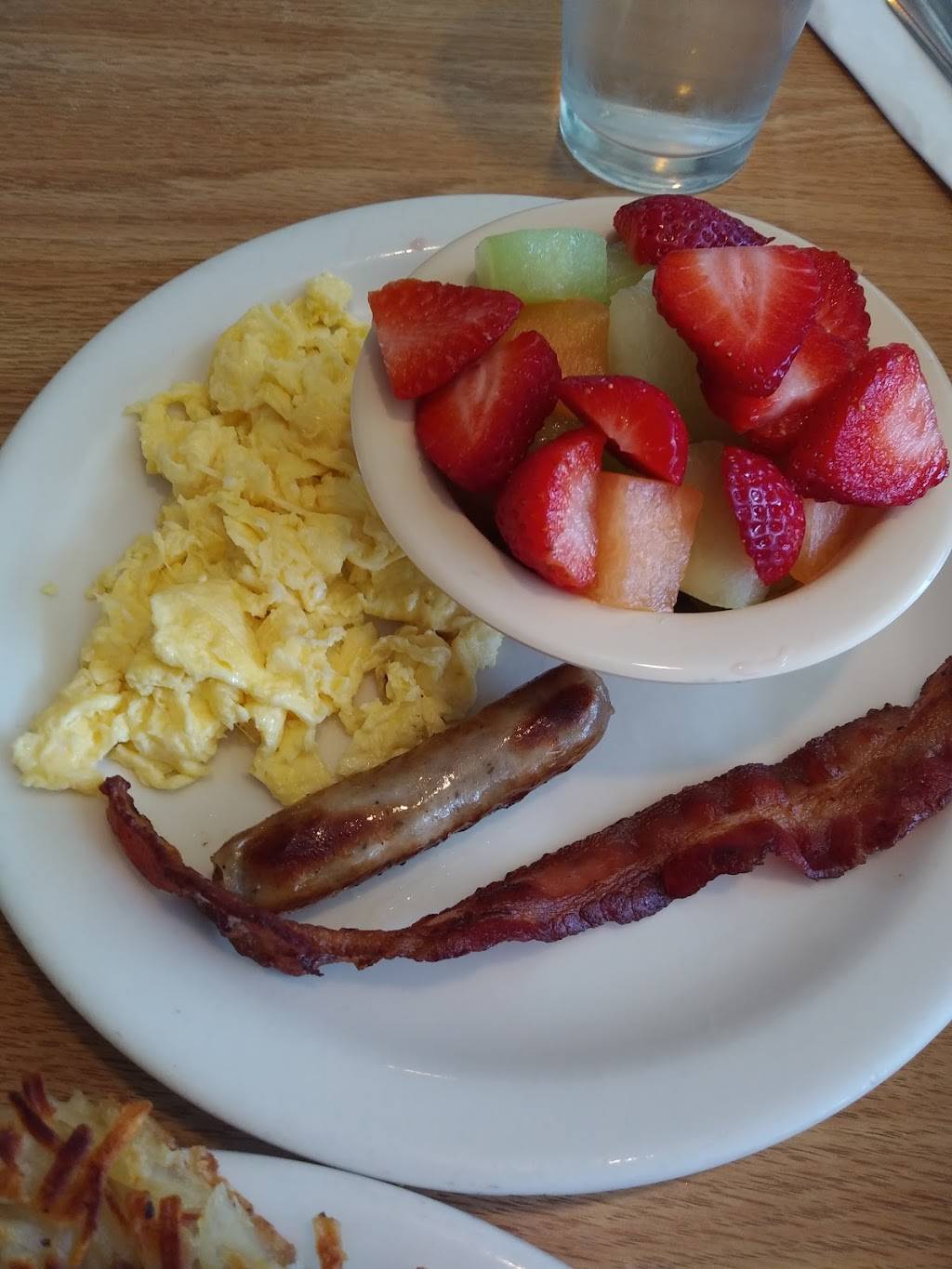 Waffle Square | restaurant | 2107 Fulton Ave, Sacramento, CA 95825, USA | 9164869512 OR +1 916-486-9512