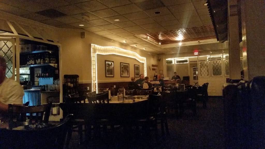 Petrillos Pizza Restaurant | restaurant | 750 W Rte 66, Glendora, CA 91740, USA | 6263351289 OR +1 626-335-1289