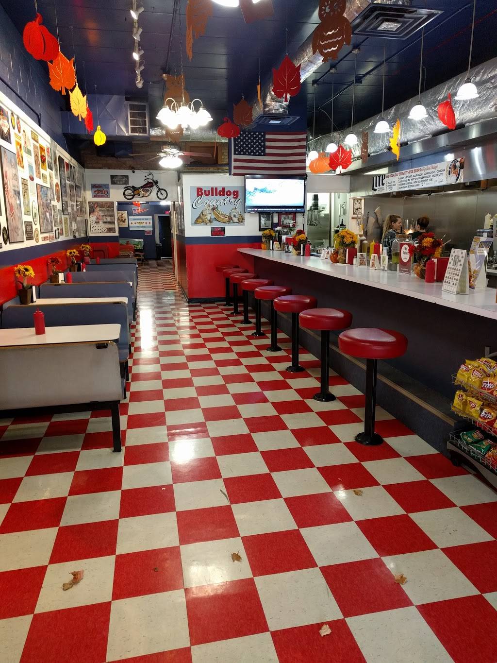 Crown Town Grill | restaurant | 107 N Main St, Crown Point, IN 46307, USA | 2196611955 OR +1 219-661-1955