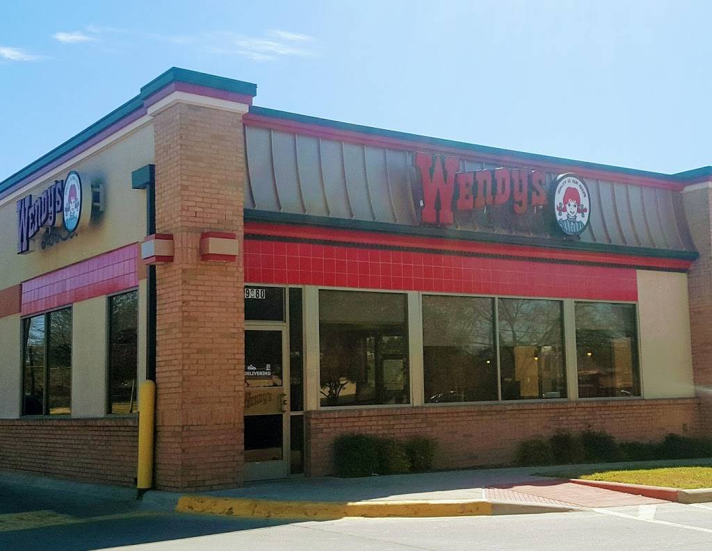 Wendys | restaurant | 9680 Audelia Rd, Dallas, TX 75238, USA | 2142959407 OR +1 214-295-9407