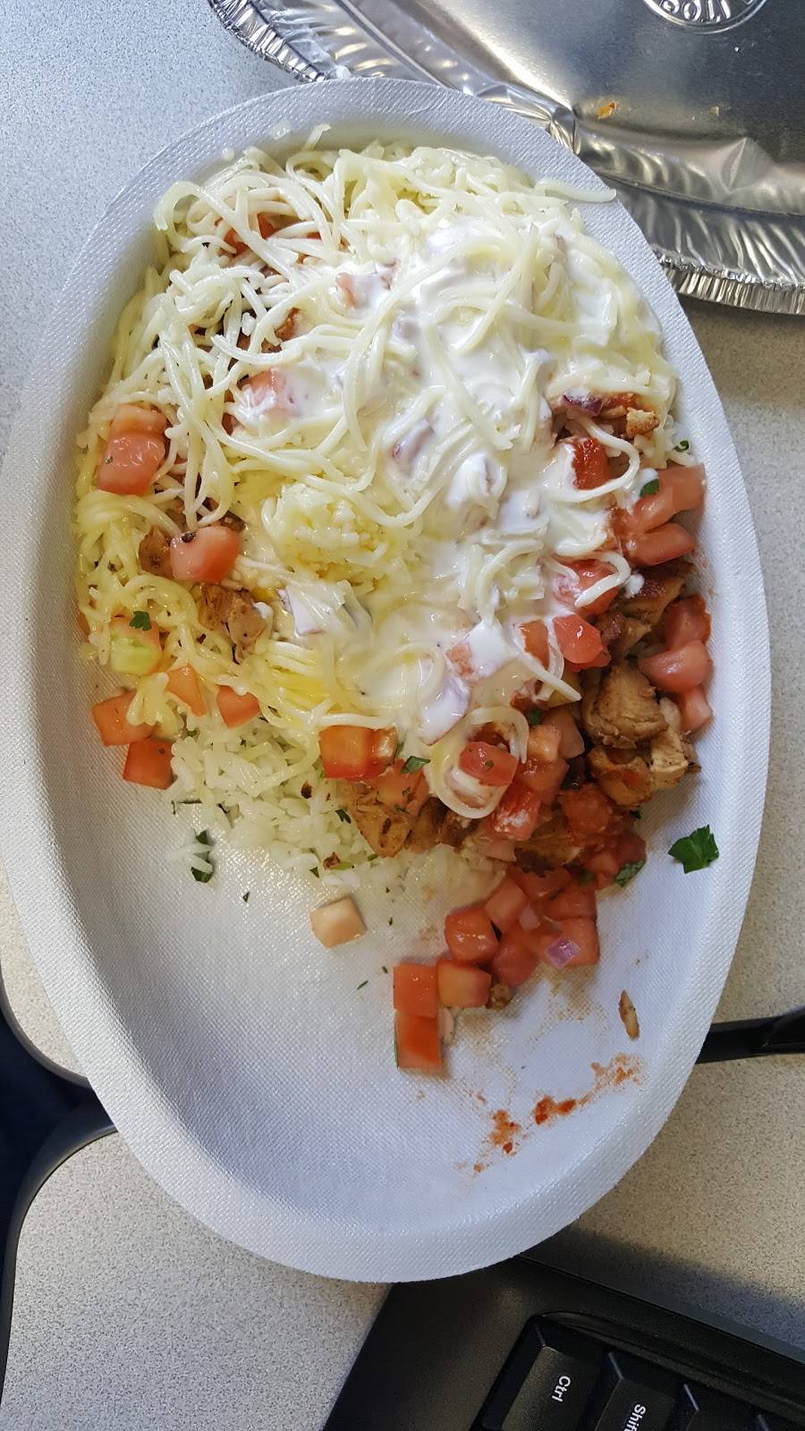 Chipotle Mexican Grill | restaurant | 1001 Edwards Ferry Rd NE, Leesburg, VA 20176, USA | 7037778928 OR +1 703-777-8928