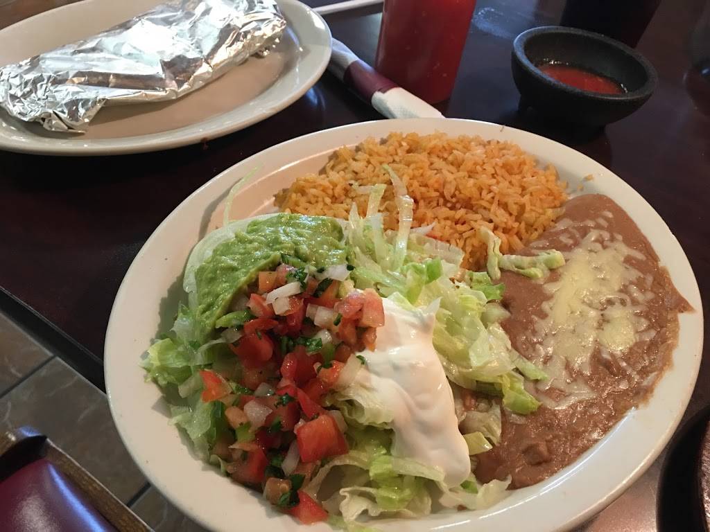 El Nopal Mexican Restaurant | restaurant | 470 New Albany Plaza, New Albany, IN 47150, USA | 8129441341 OR +1 812-944-1341