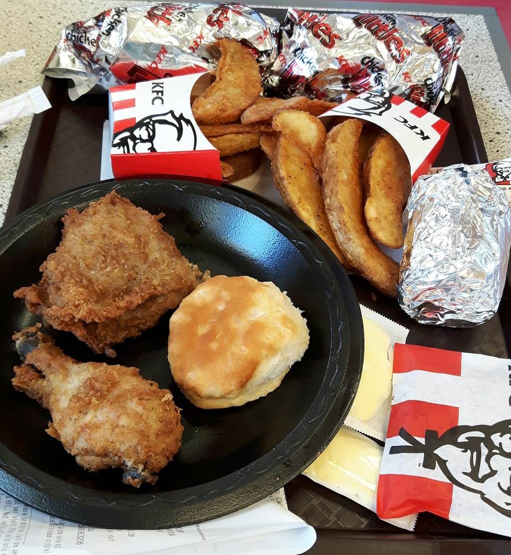 KFC | restaurant | 1960 Gulf to Bay Blvd, Clearwater, FL 33765, USA | 7274465935 OR +1 727-446-5935